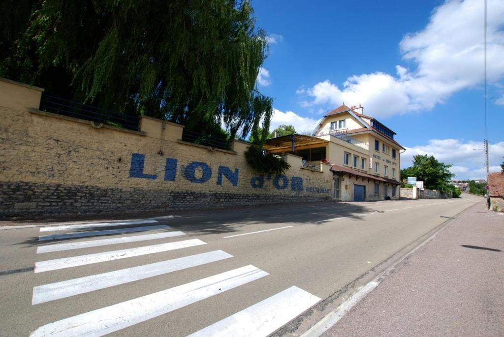 Hotel Villa Du Lion D'Or Langres Exterior photo